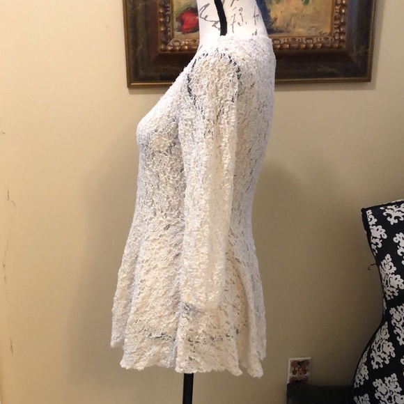 🤍Free People Lace peplum long sleeved partial buttoned stretchy top - Picture 5 of 11